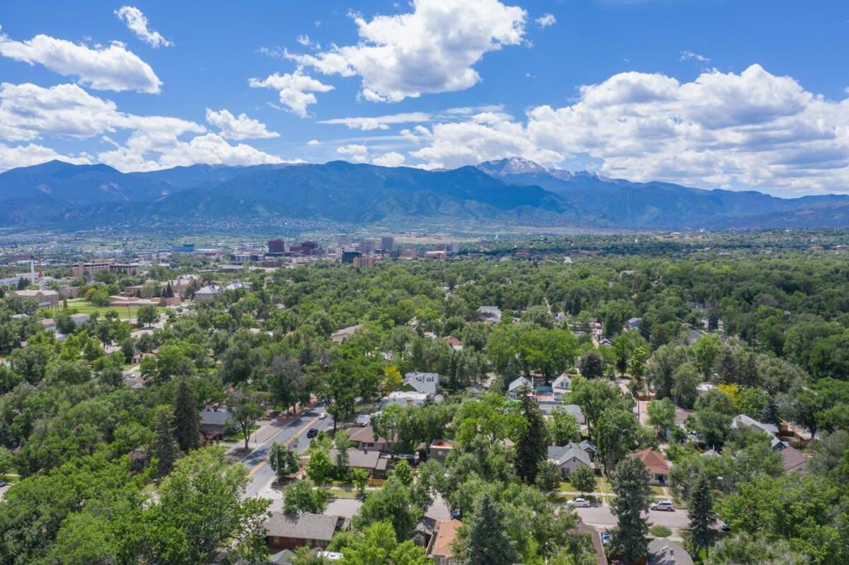 Vintage Tiny House Cute 1Bdrm Big Appeal Villa Colorado Springs Buitenkant foto