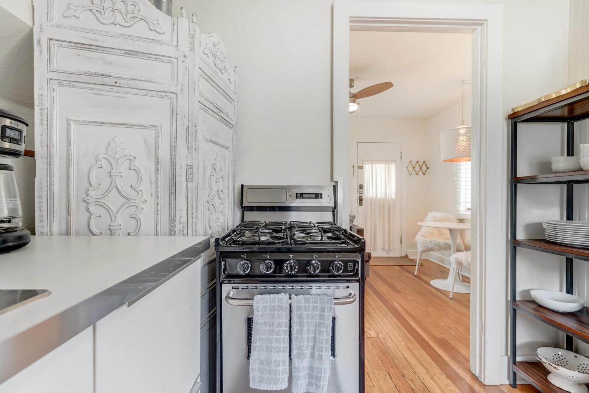 Vintage Tiny House Cute 1Bdrm Big Appeal Villa Colorado Springs Buitenkant foto